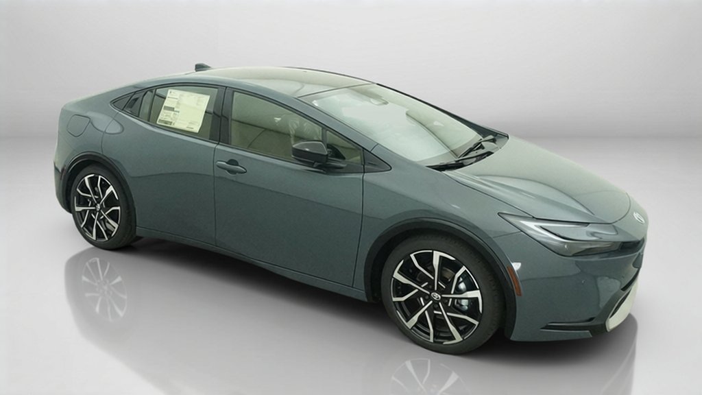 New 2027 Guardian Gray Toyota XSE image 36