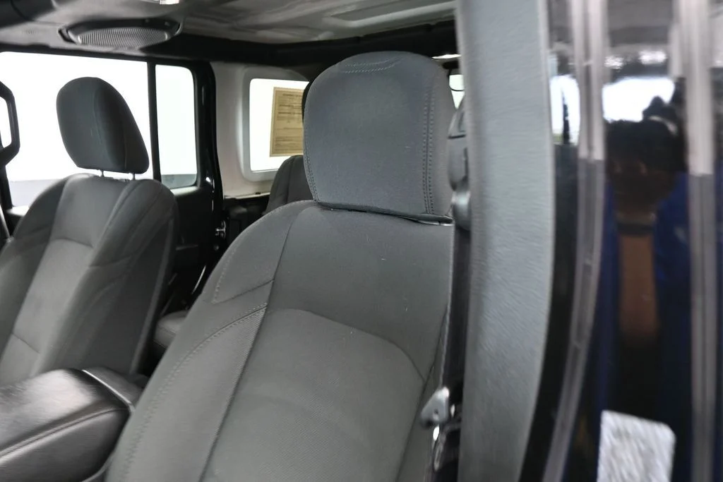 Used 2022 Black Clearcoat Jeep Unlimited Sport image 14
