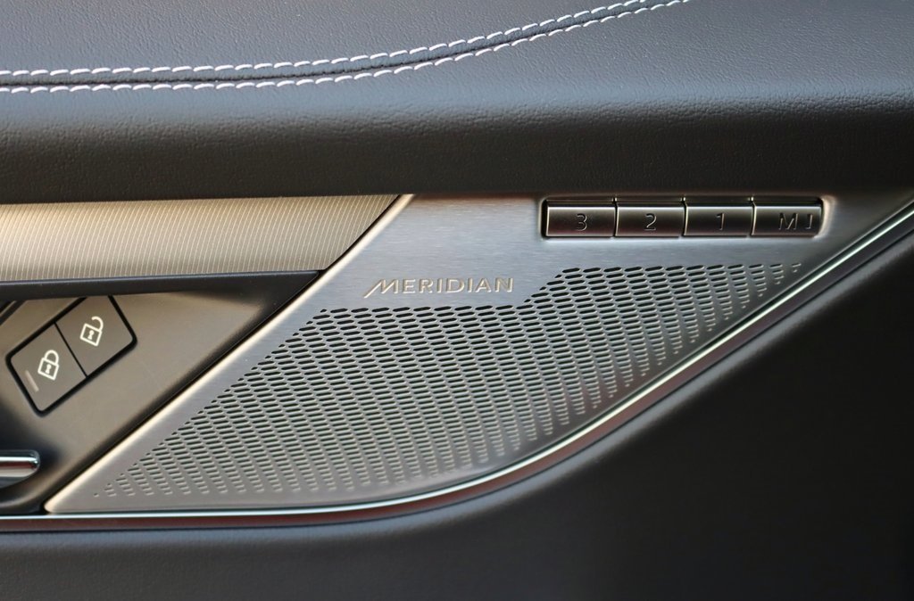 2026 JAGUAR F-PACE - Image 11