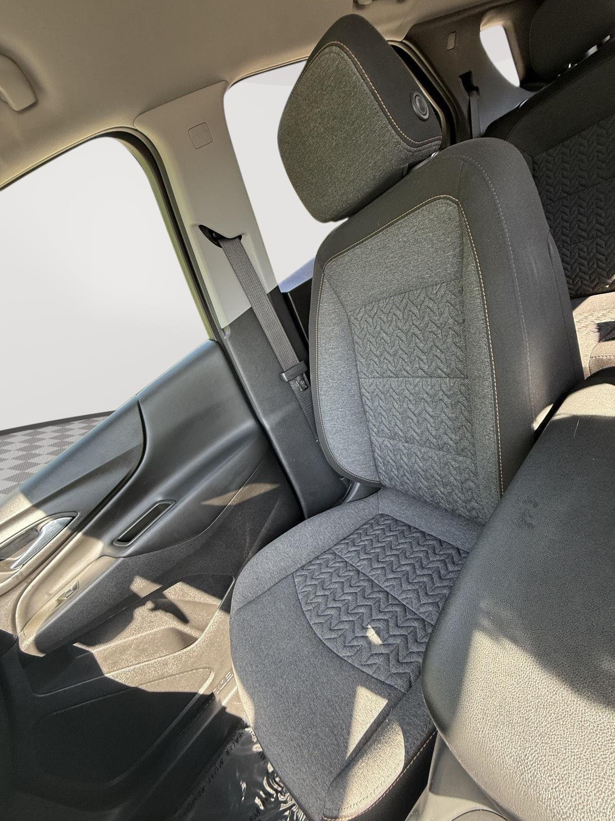 Used 2024 Sterling Gray Metallic Chevrolet LT image 18