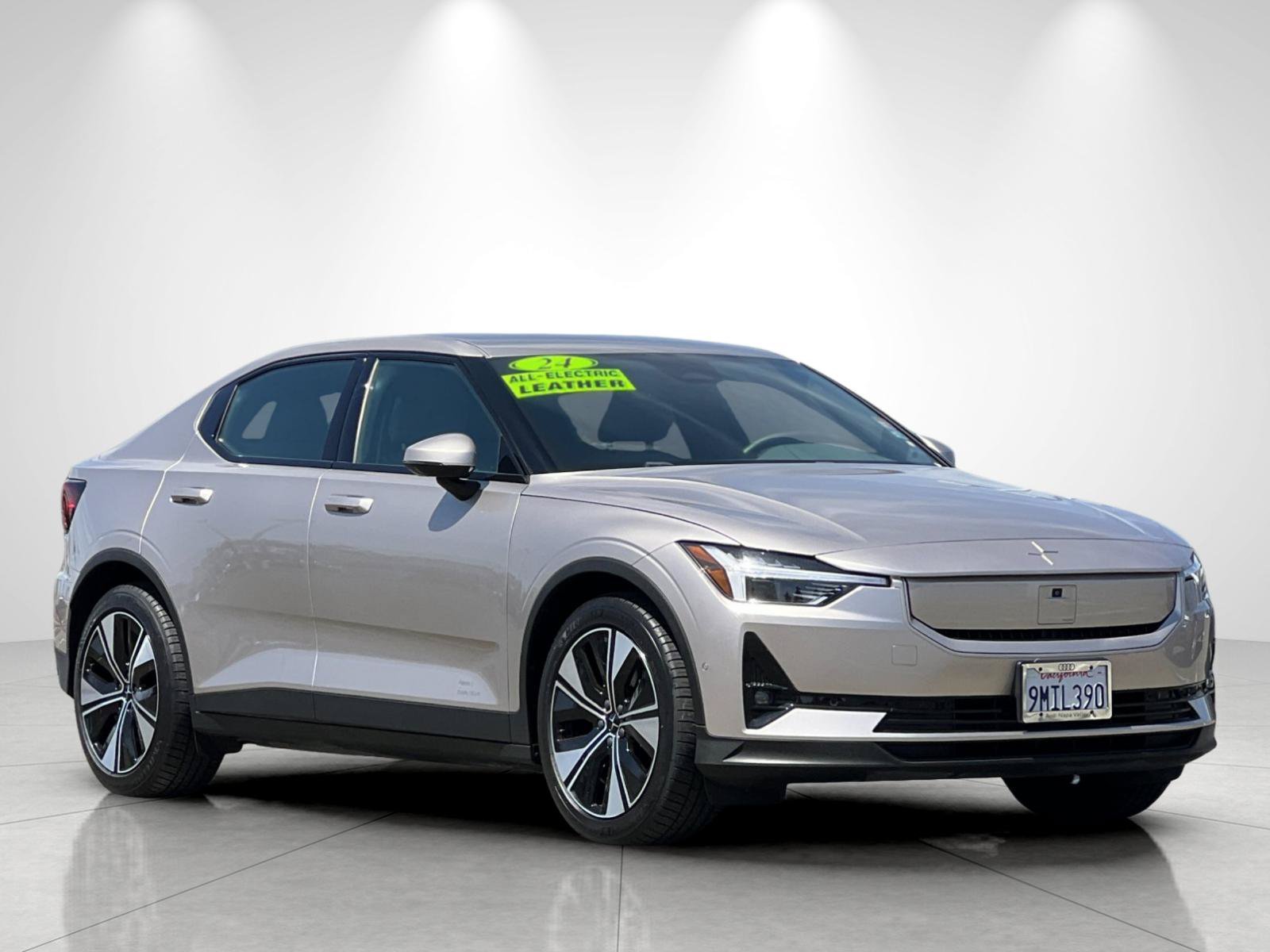 Used 2024 GOLD Polestar Long Range Dual Motor image 7