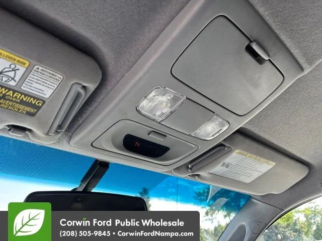 Used 2011 Super White Toyota  image 19