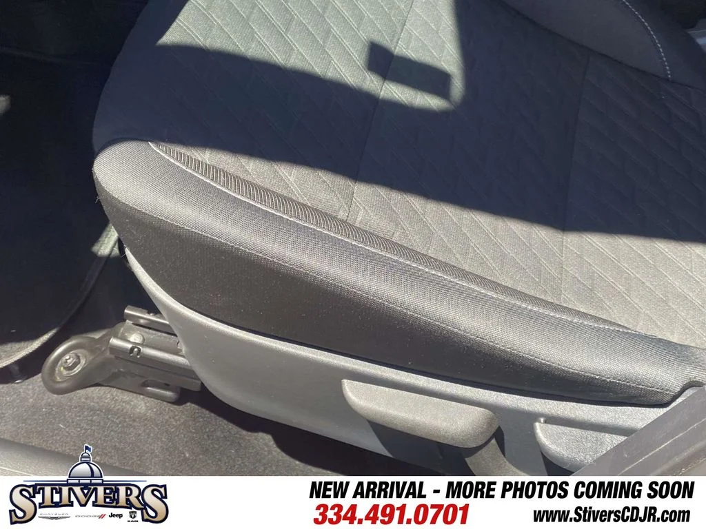 Used 2023 Red Nissan SV image 21