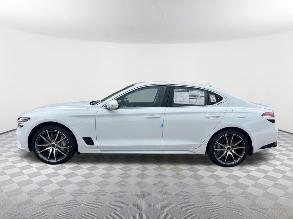 2026 GENESIS G70 Standard - Photo 8