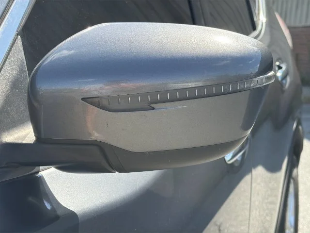 Used 2016 Gray Nissan SV image 38
