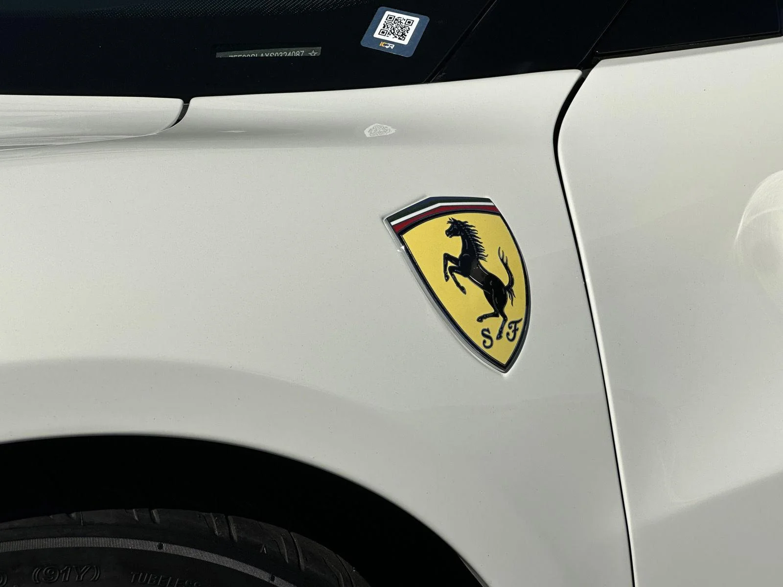 Used 2025 Bianco Cervino Ferrari  image 43