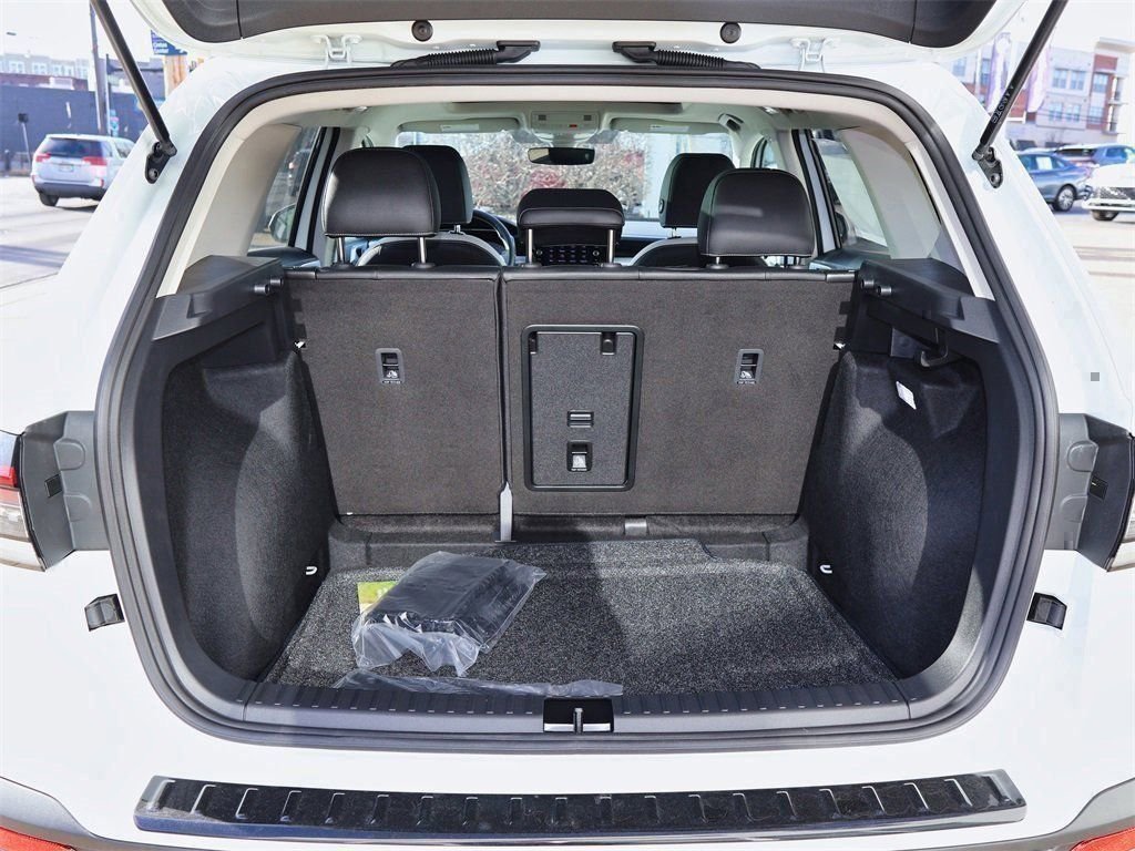 2026 Volkswagen Taos SE - Photo 10