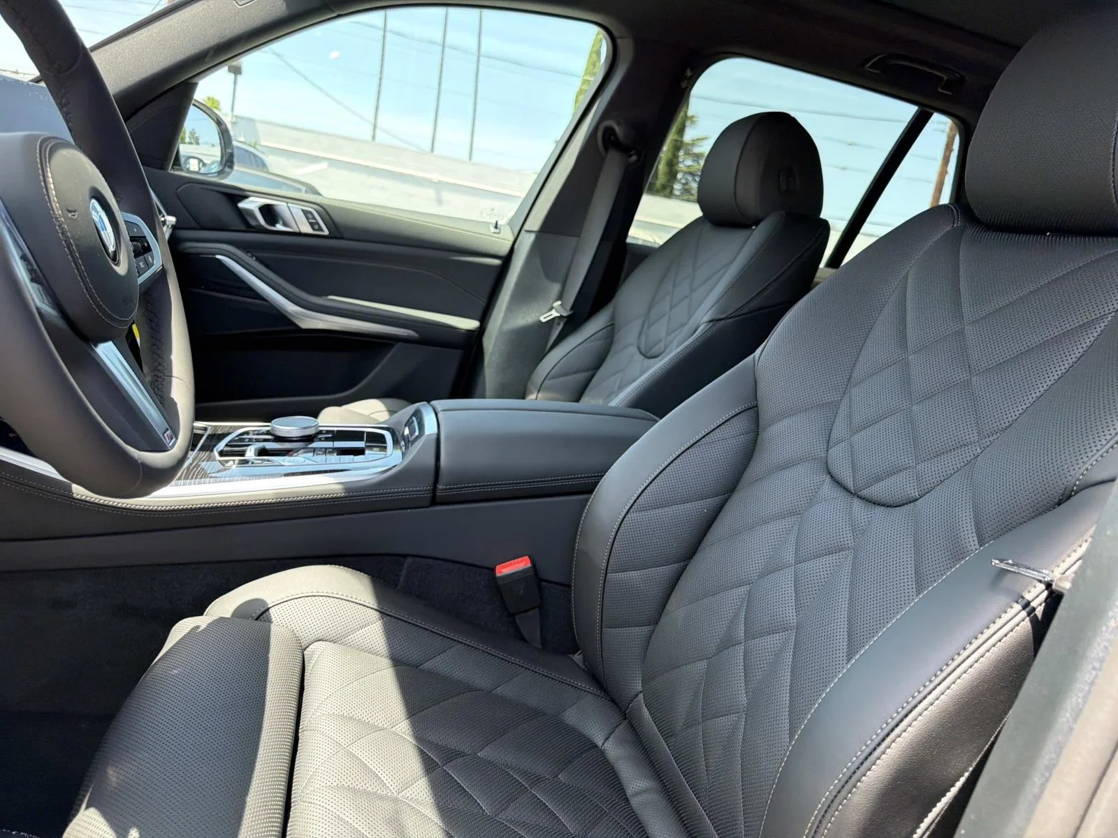 New 2026 Skyscraper Grey Metallic BMW sDrive40i image 15