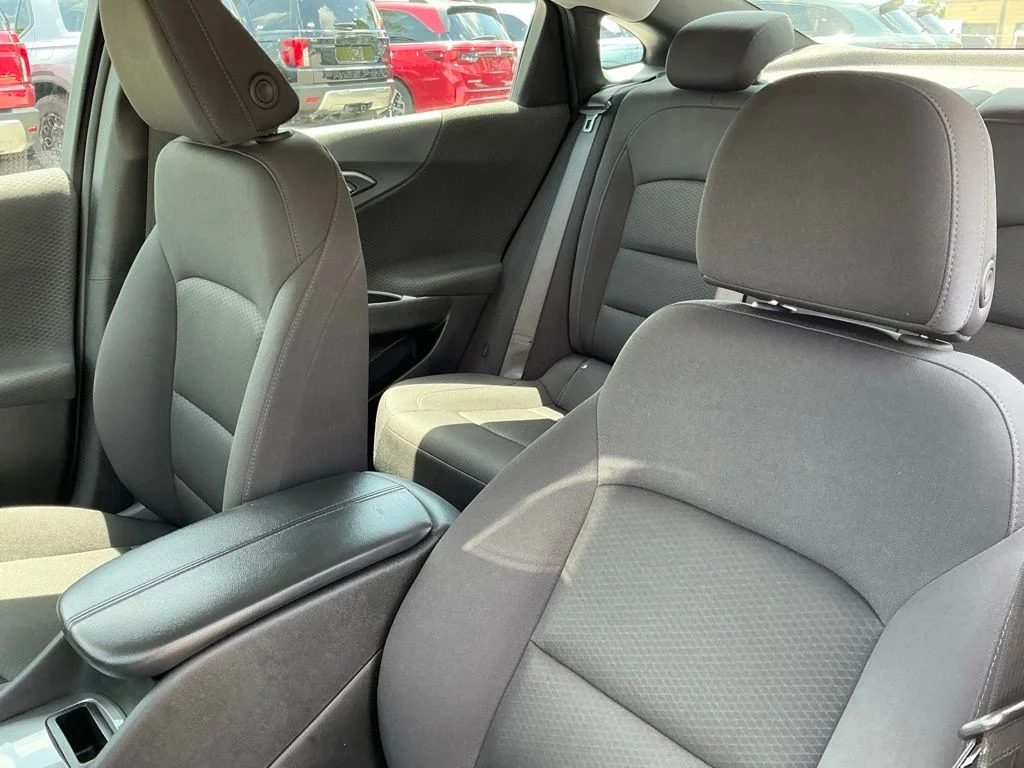 Used 2024 White Chevrolet LT image 26