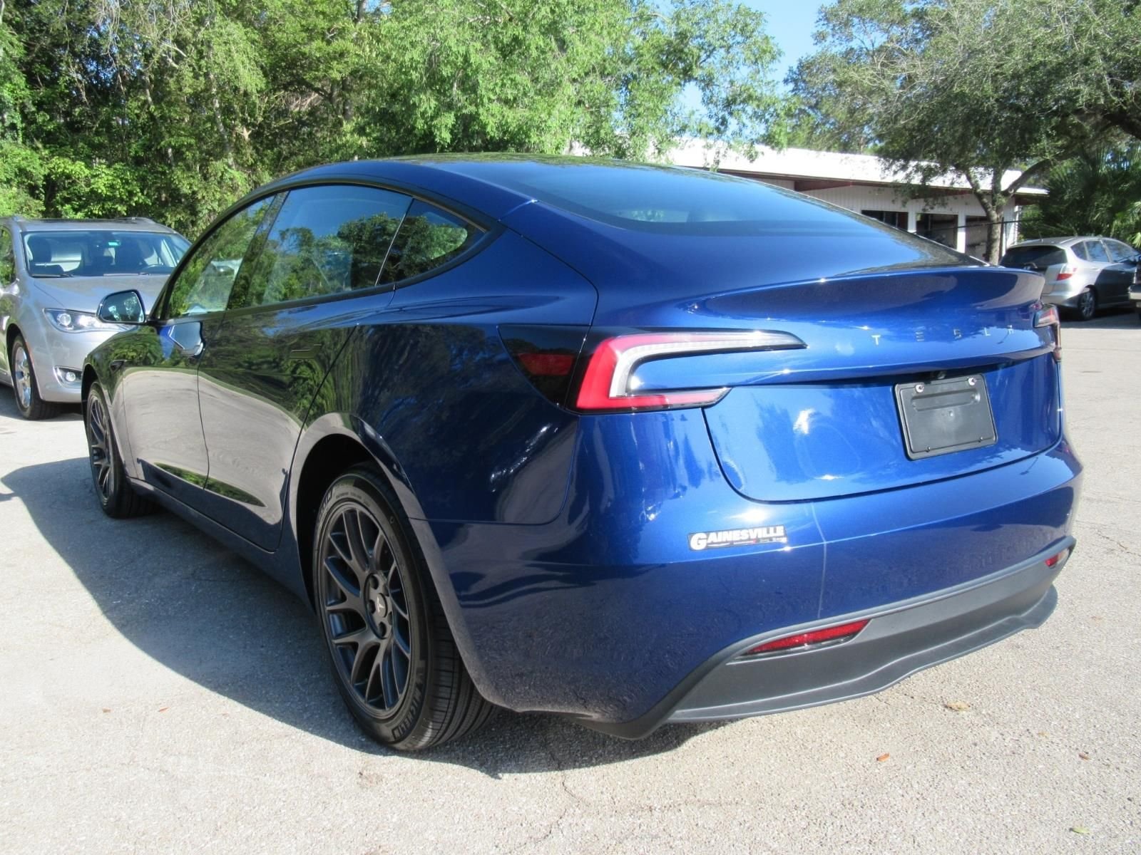 Used 2025 Blue Tesla Standard image 5