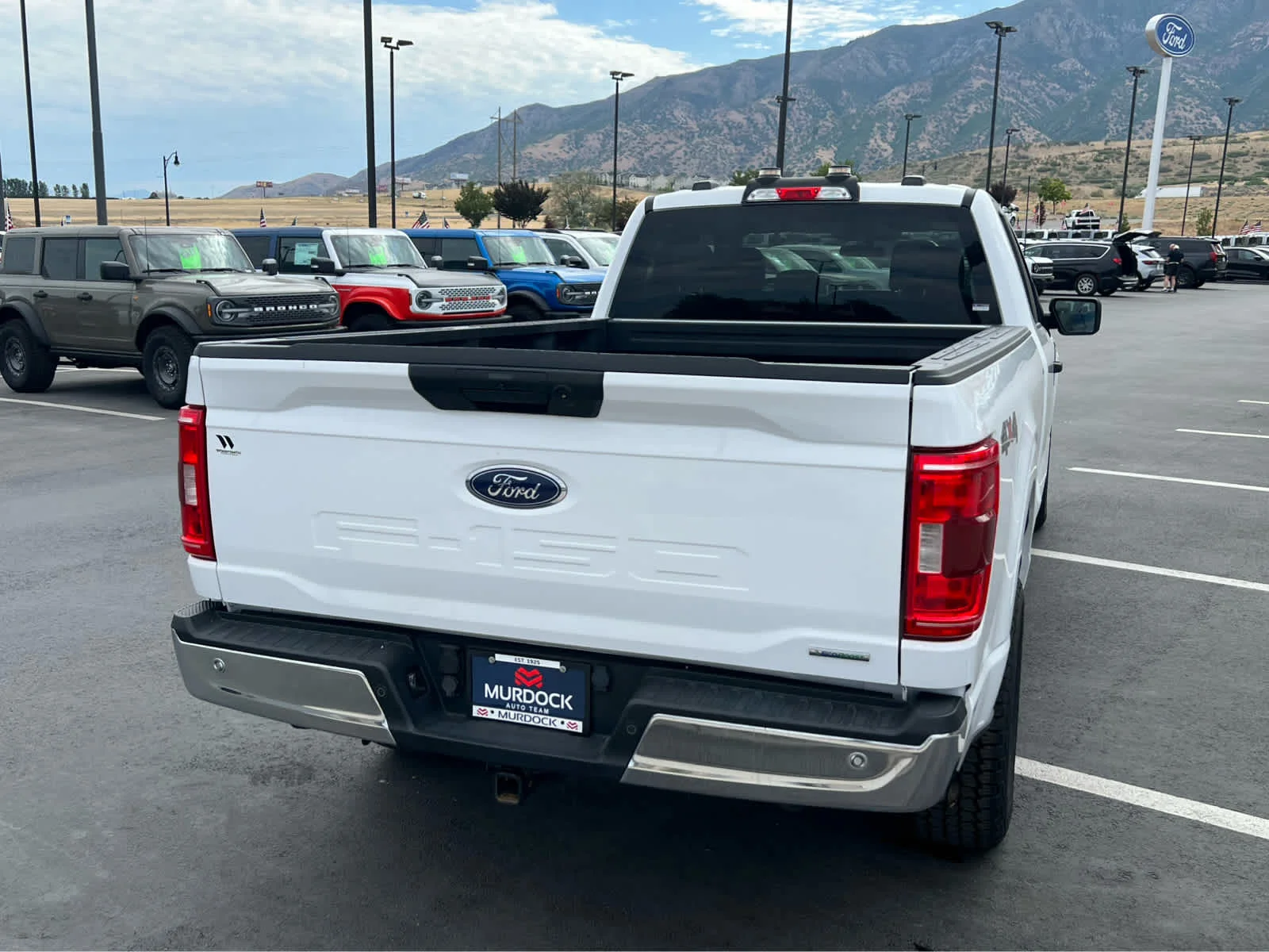 Certified Used 2022 Oxford White Clearcoat Ford XLT image 8
