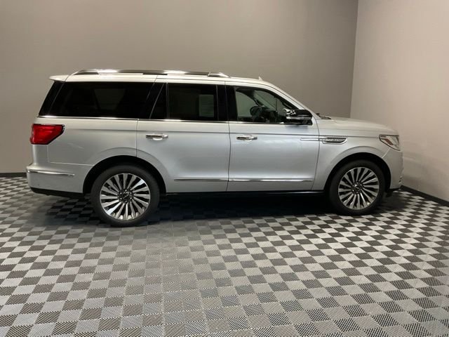 Used 2019 Ingot Silver Metallic Lincoln Reserve image 7