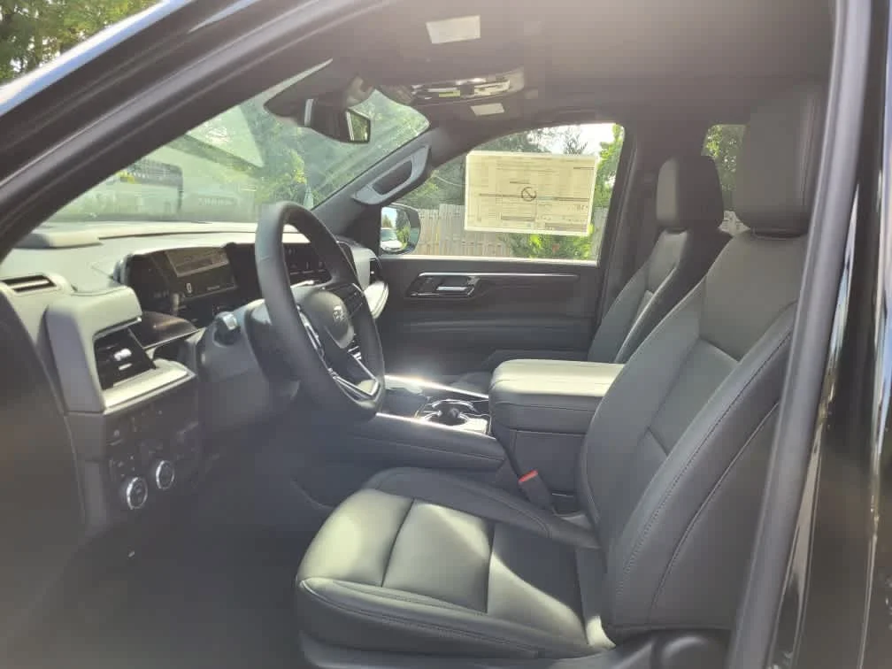 2026 Chevrolet Tahoe Z71 - Photo 12