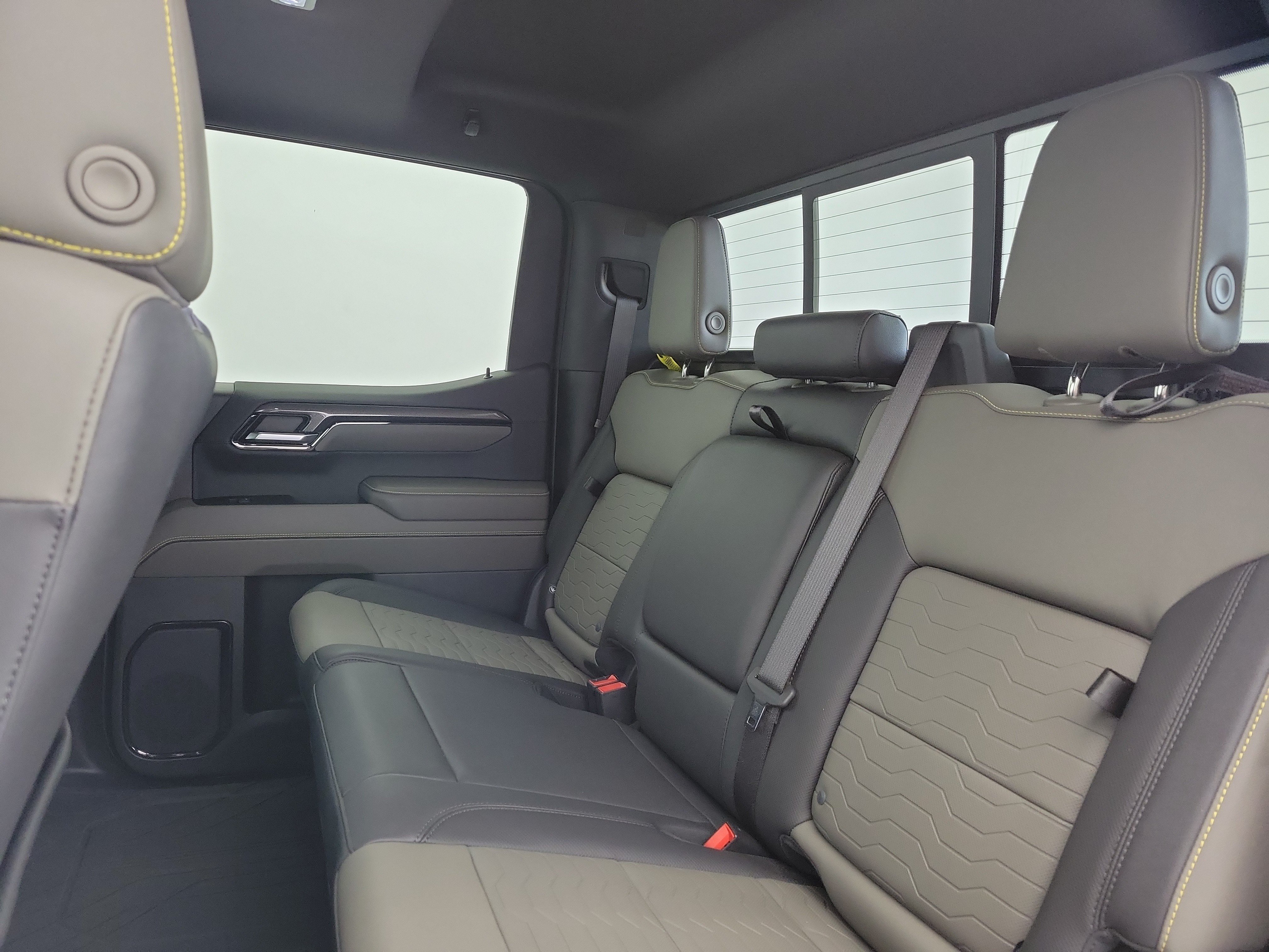 Used 2023 Dark Ash Metallic Chevrolet ZR2 image 12