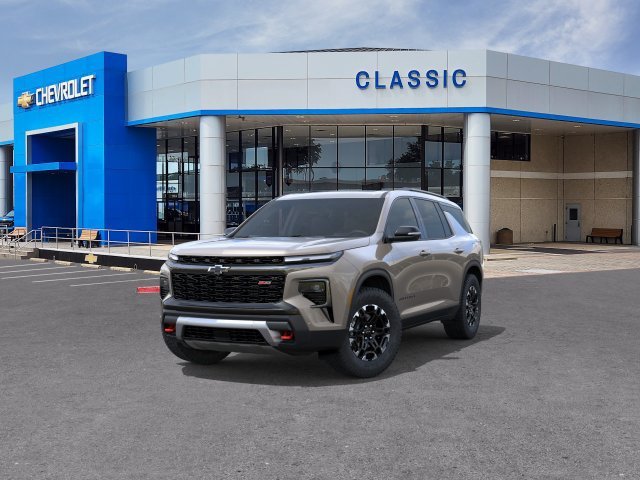 2027 Chevrolet Traverse Z71 - Photo 8