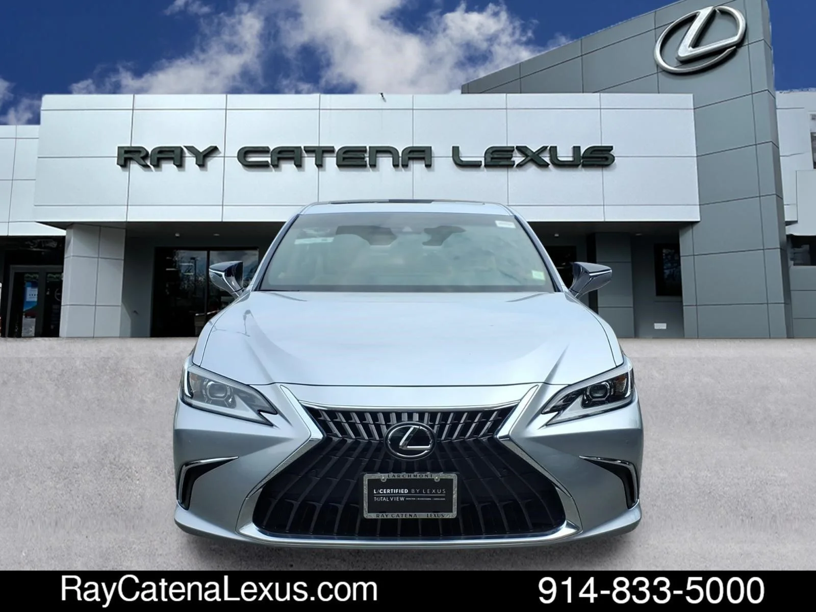 Certified Used 2024 Iridium Lexus 4D Sedan image 2