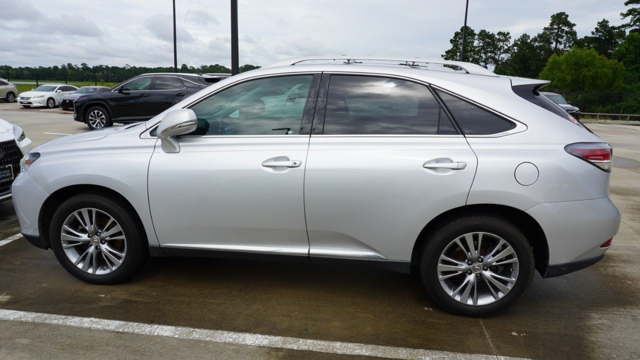 Used 2013 Silver Lexus  image 4