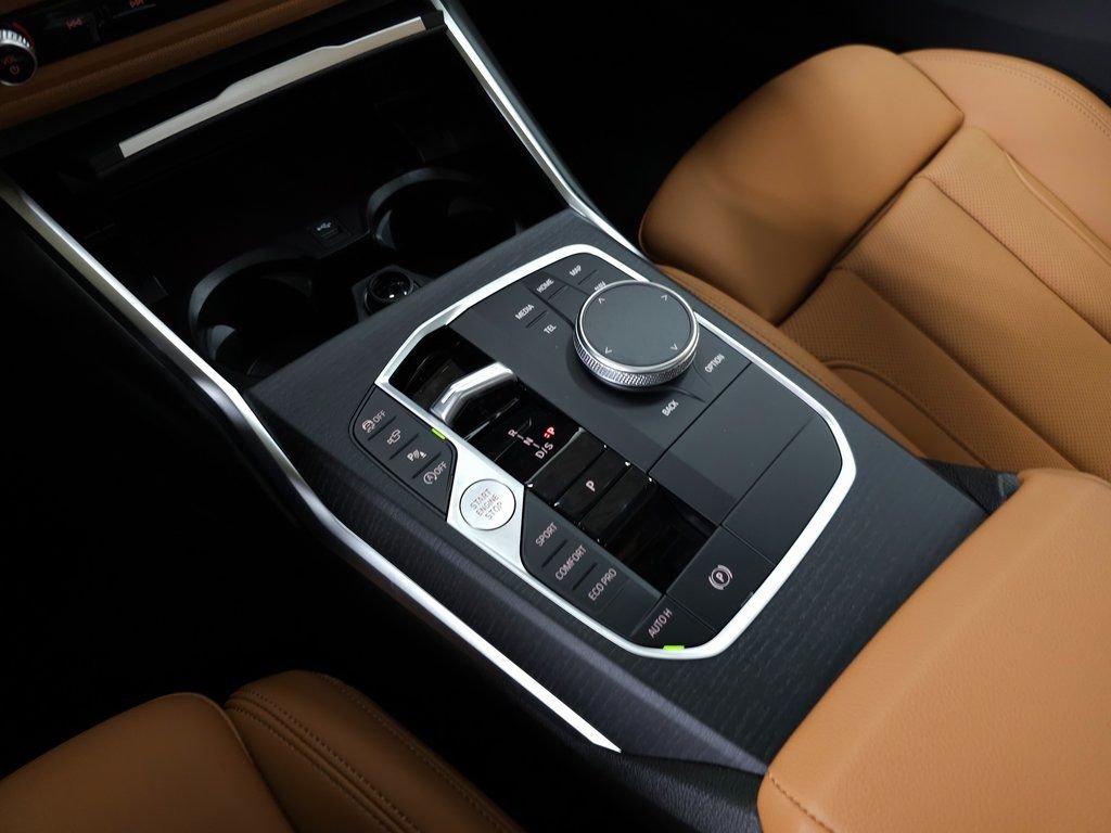 Used 2026 White Metallic BMW 330i xDrive image 28