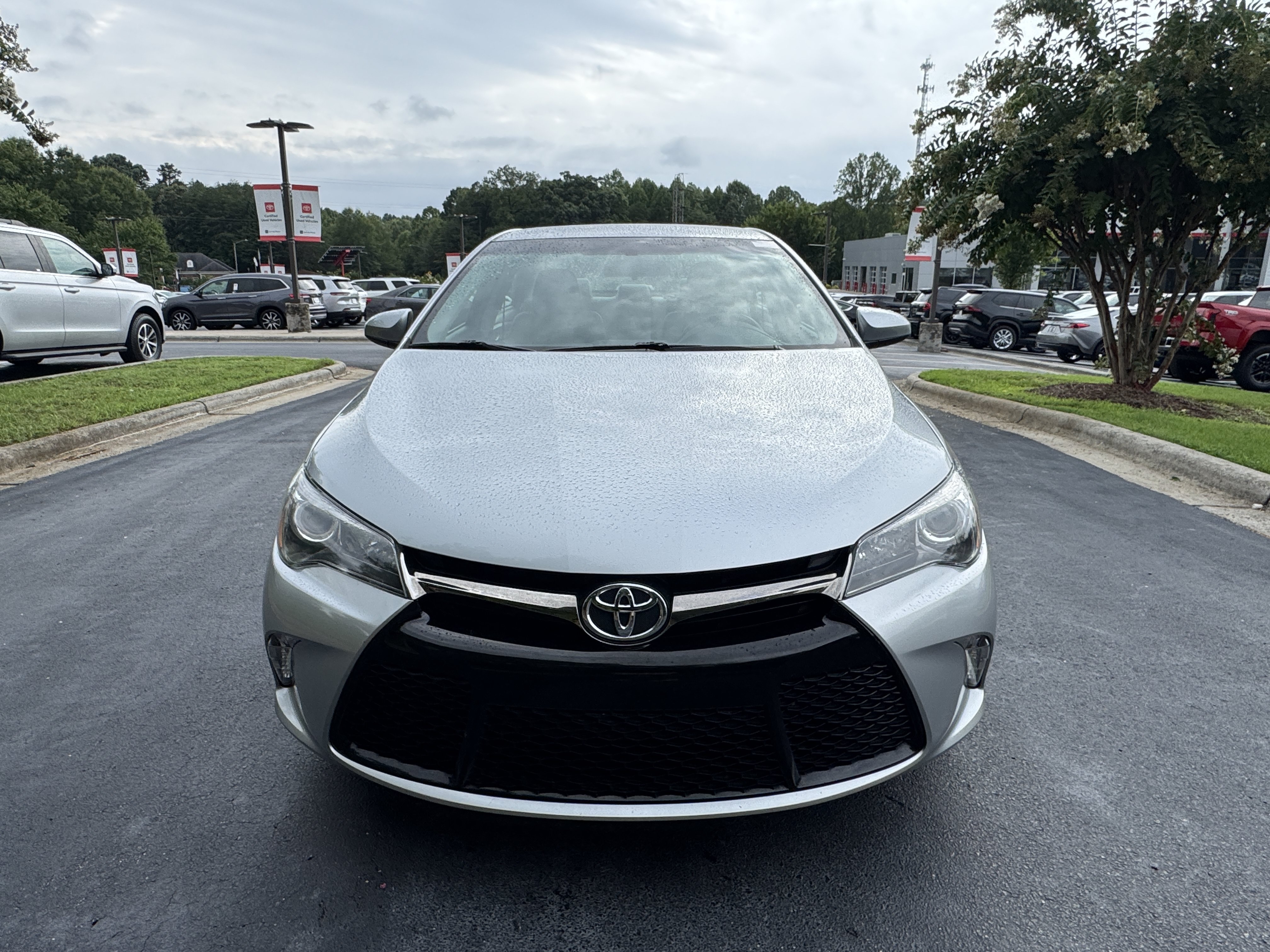 Used 2015 Celestial Silver Metallic Toyota SE image 2