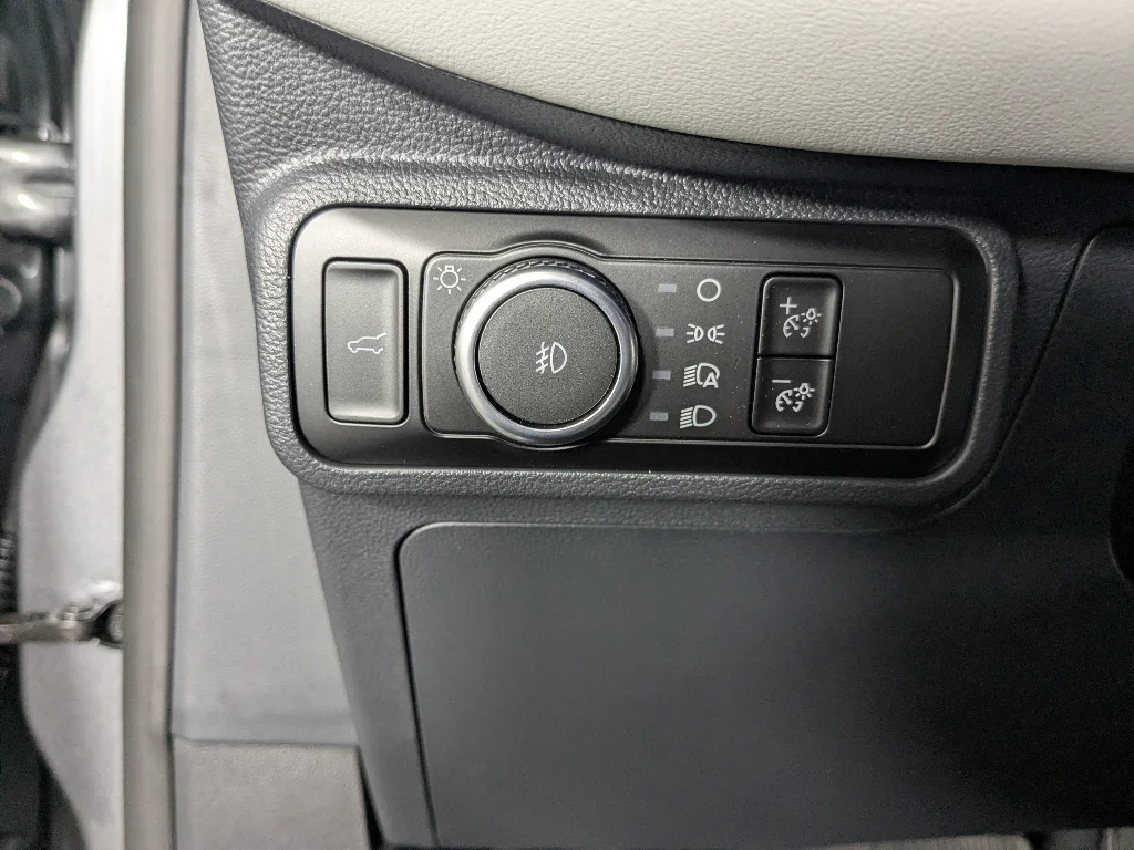 New 2026 Carbonized Gray Metallic Ford Platinum™ image 24