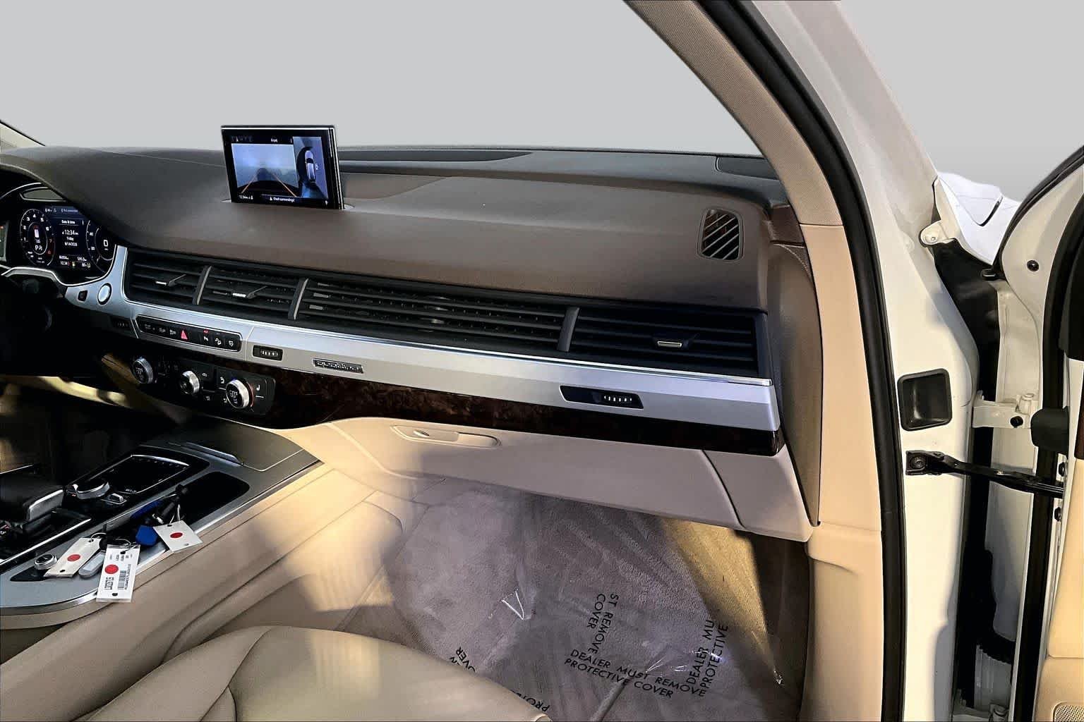 Used 2018 Carrara White Audi Premium Plus image 19