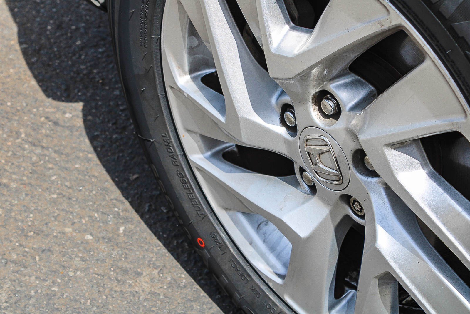 Used 2015 White Diamond Pearl Honda EX-L image 12