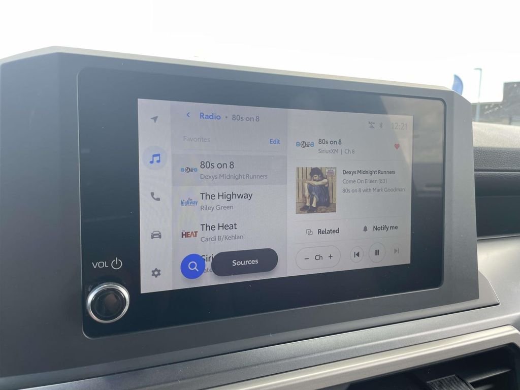Used 2025 Cutting Edge Toyota SR5 image 19