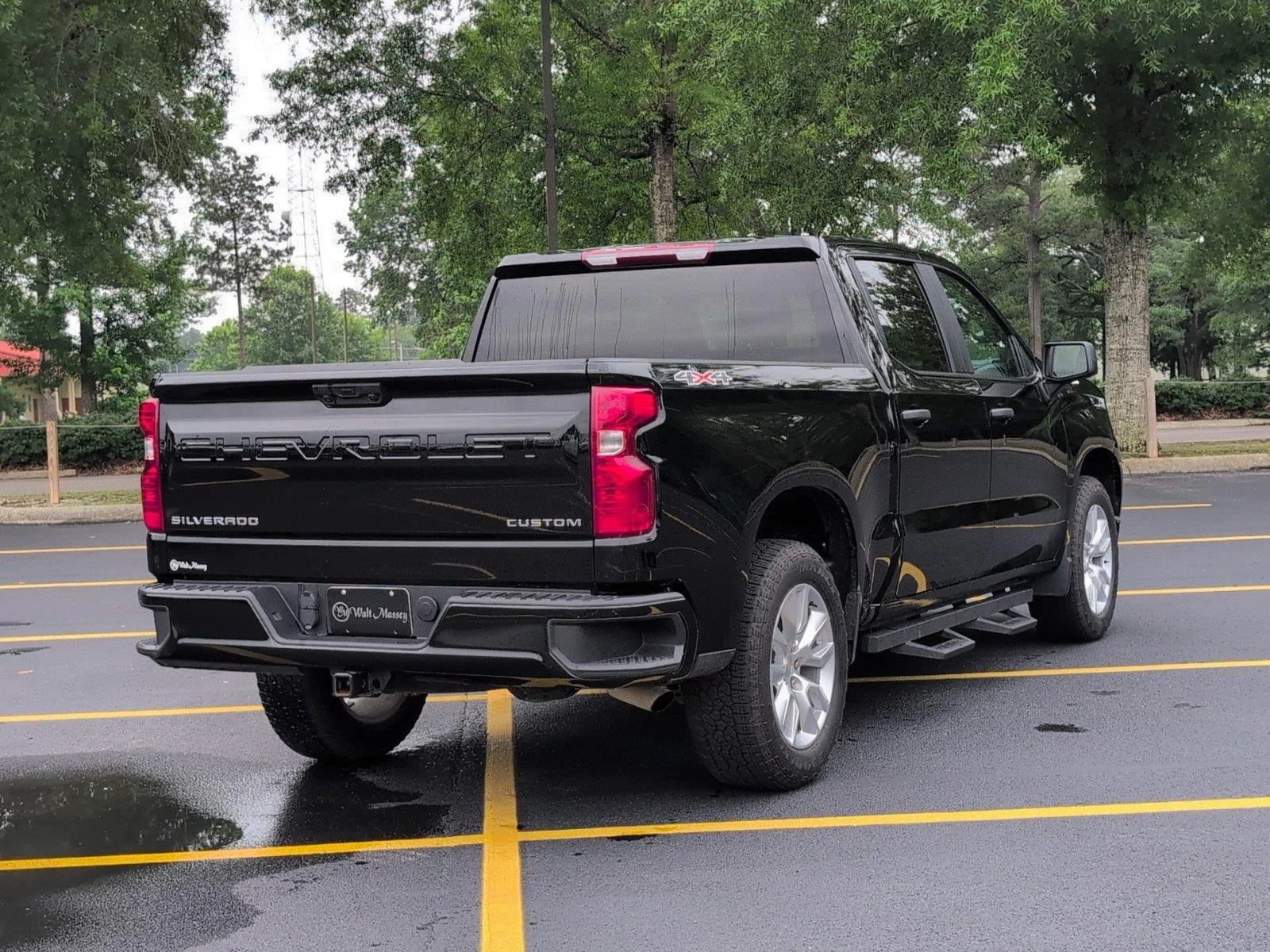 Used 2025 Black Chevrolet Custom image 6