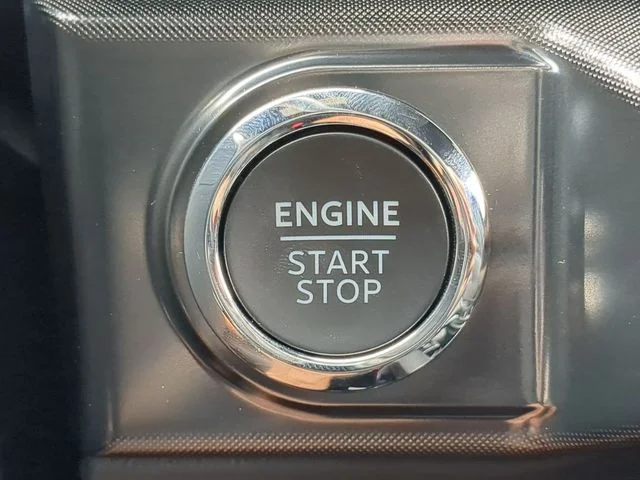 New 2026 Carbonized Gray Metallic Ford Tremor® image 28