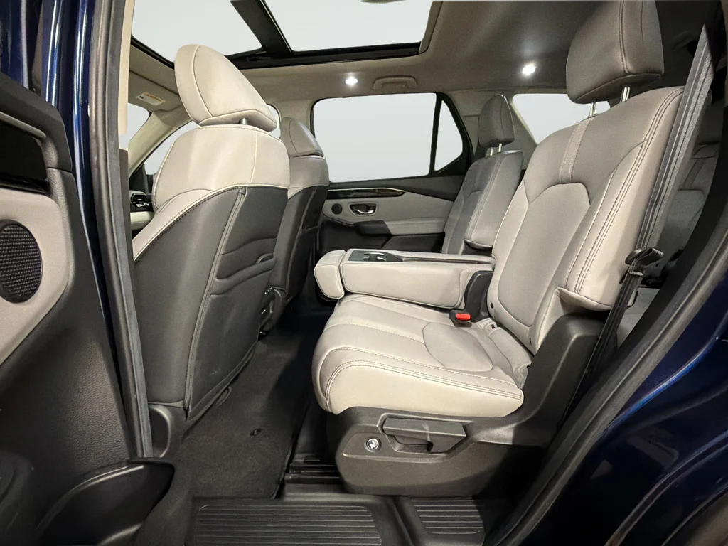 Used 2025 Blue Honda Touring image 26