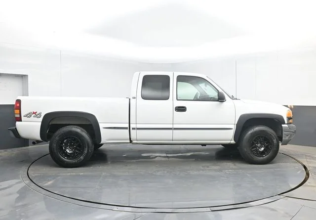 Used 2000  GMC SLE image 14