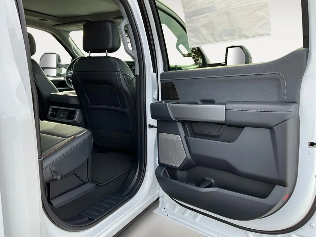 New 2026 OXFORD WHITE Ford LARIAT image 12