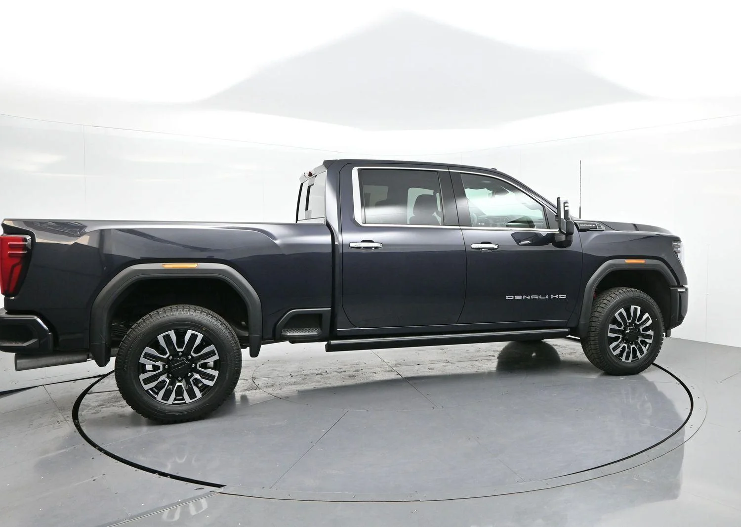 Used 2024 Titanium Rush Metallic GMC Denali Ultimate image 8