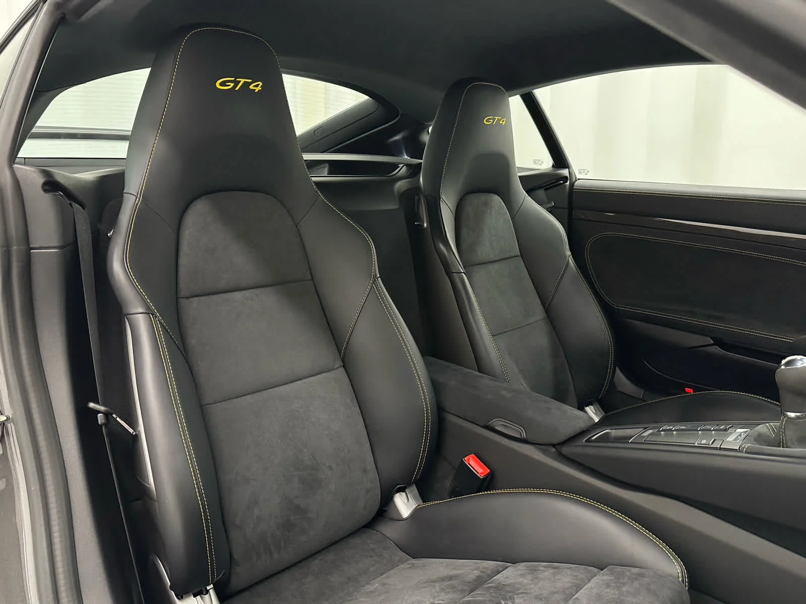Used 2016 Agate Gray Metallic Porsche GT4 image 15