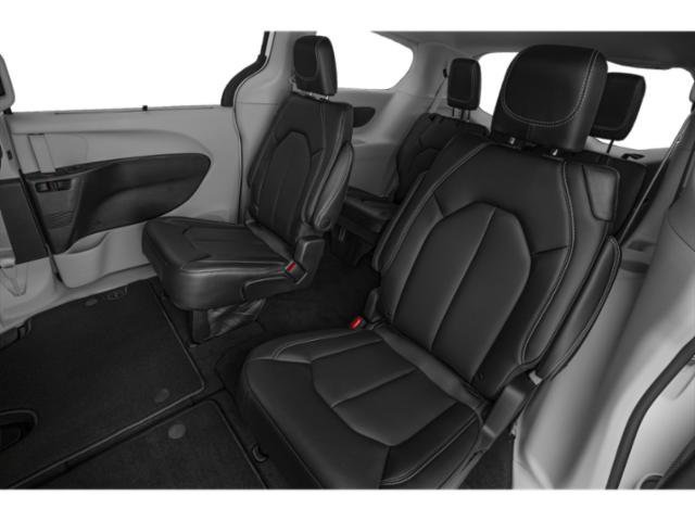 Used 2024 Diamond Black Crystal Pearlcoat Chrysler Touring L image 16