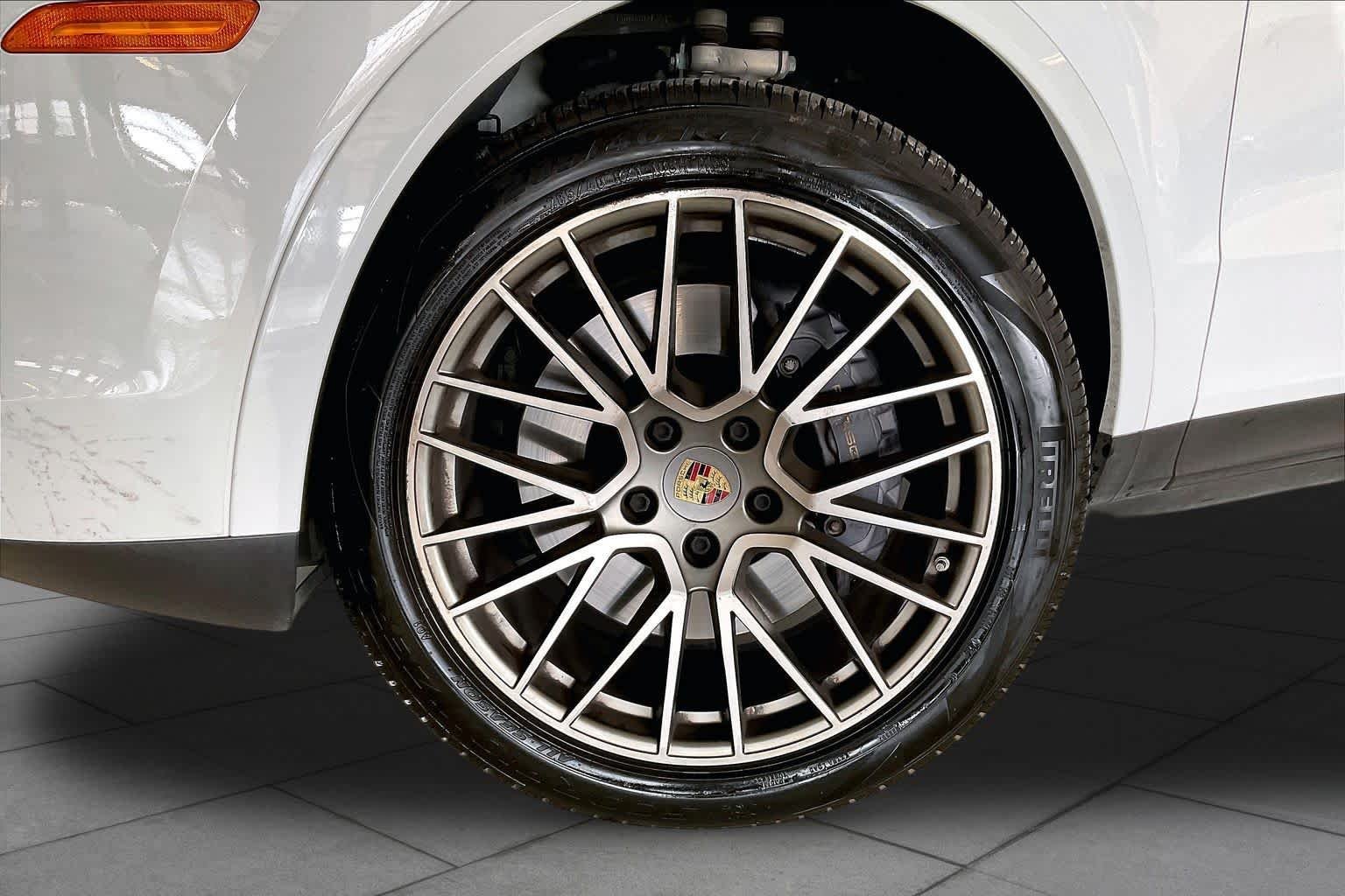Used 2022 Carrara White Metallic Porsche Platinum Edition image 9