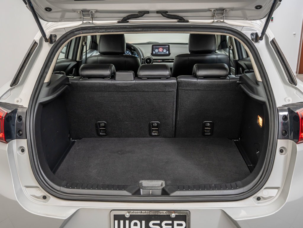 Used 2019 Ceramic Metallic Mazda Touring image 41