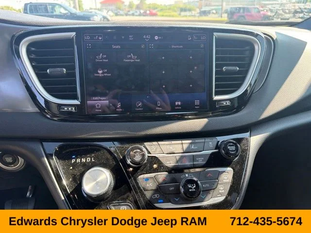 Used 2025 Red Chrysler Select image 15