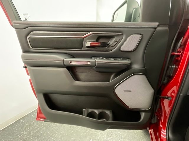 New 2026 Molten Red Pearl-Coat Exterior Paint RAM Rebel image 9