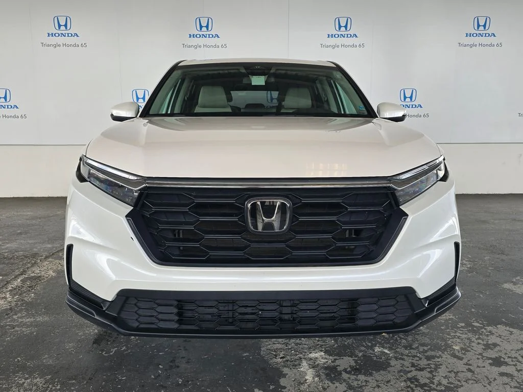 Used 2025 White Honda LX image 18