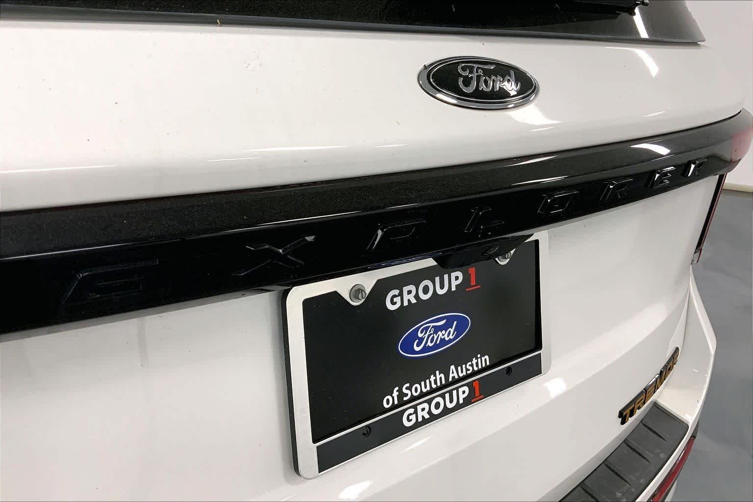 New 2026 Star White Metallic Tri-Coat Ford Tremor® image 12