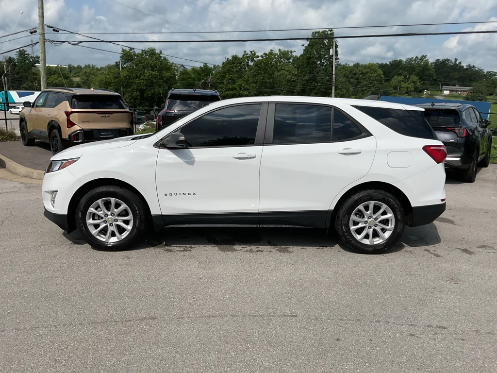 Used 2021 Summit White Chevrolet LS image 6