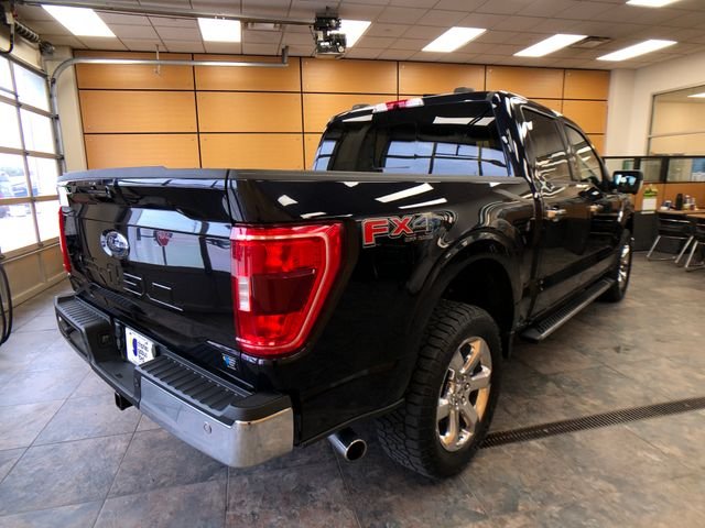 Certified Used 2021 Blue Metallic Ford XLT image 7
