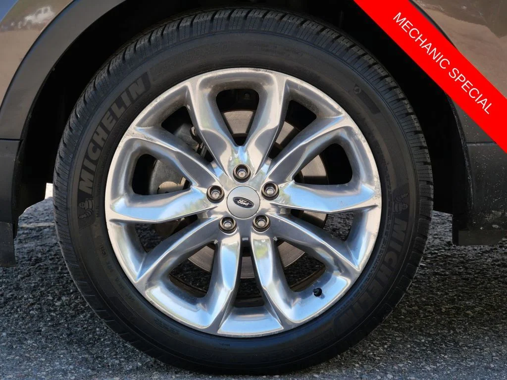 Used 2015  Ford XLT image 6