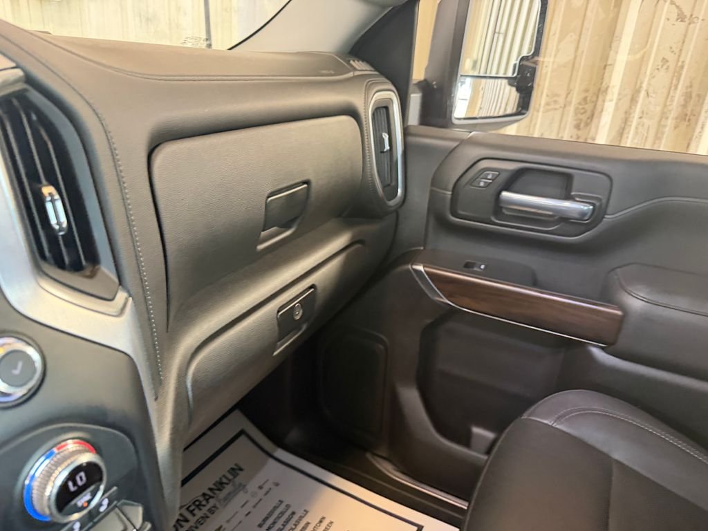 Used 2021 Black GMC SLT image 15