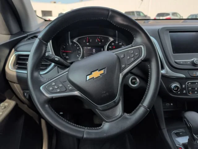 Used 2022 BLUE GLOW METALLIC Chevrolet LT image 17