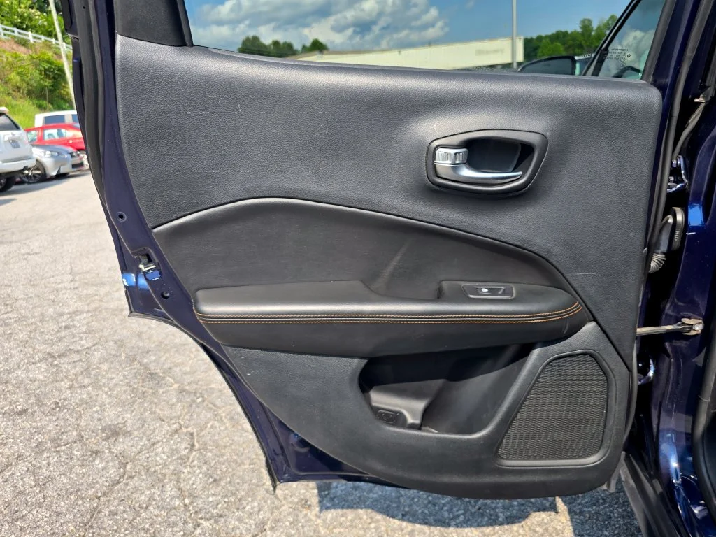 Used 2020 Blue Jeep Limited image 47