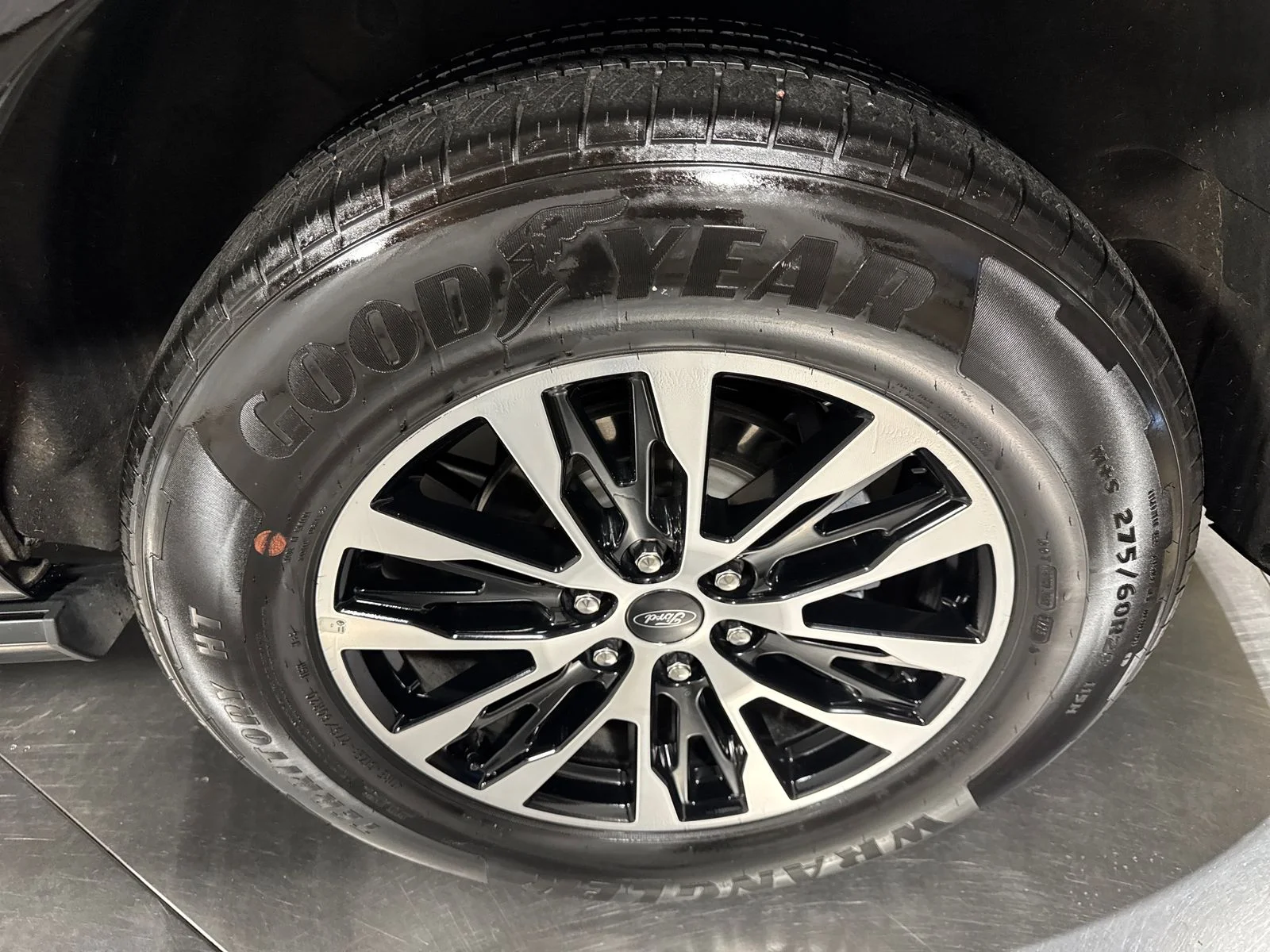 Used 2025 Black Ford Platinum image 12