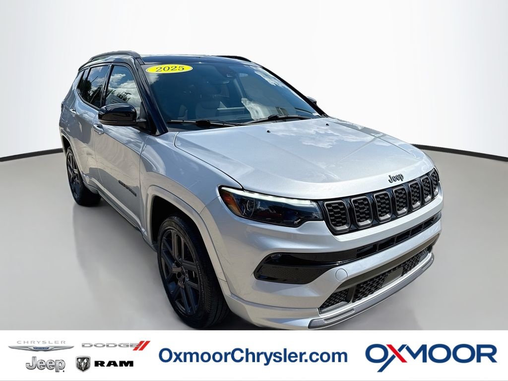 Certified Used 2025 Silver Zynith Metallic Clearcoat Jeep Limited image 1
