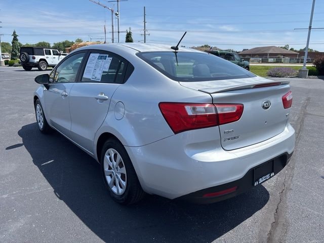 Used 2013 Silver Kia LX image 8